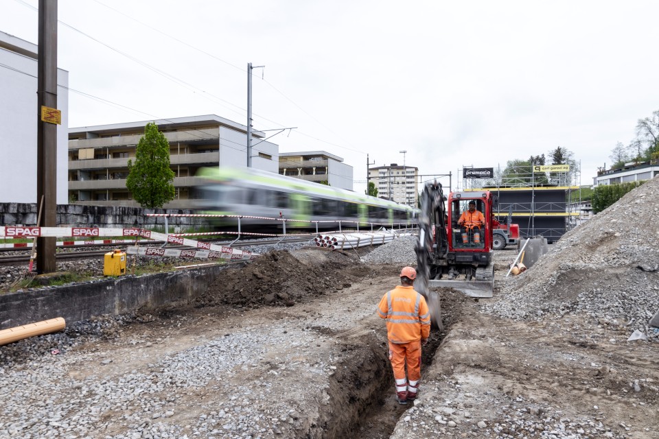 stazione ferroviaria Littau tubi drenaggio canalette passacavi