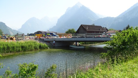 Gleitrohrschellen Ankerschienen Brücke Näfels