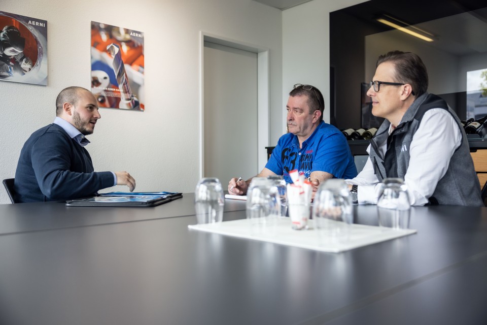 Aerni AG Weinlagergestell Formstahlrohre Stahlbleche