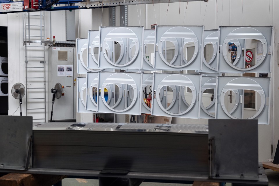 Schulthess Produktion AG tôles composants mécaniques semiproduits
