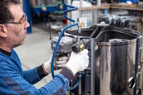 Schulthess Produktion AG tôles composants mécaniques semiproduits