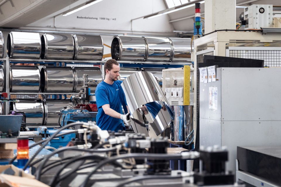 Schulthess Produktion AG tôles composants mécaniques semiproduits